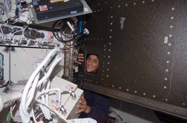 Space Station Crew to Test New Oxygen Generator