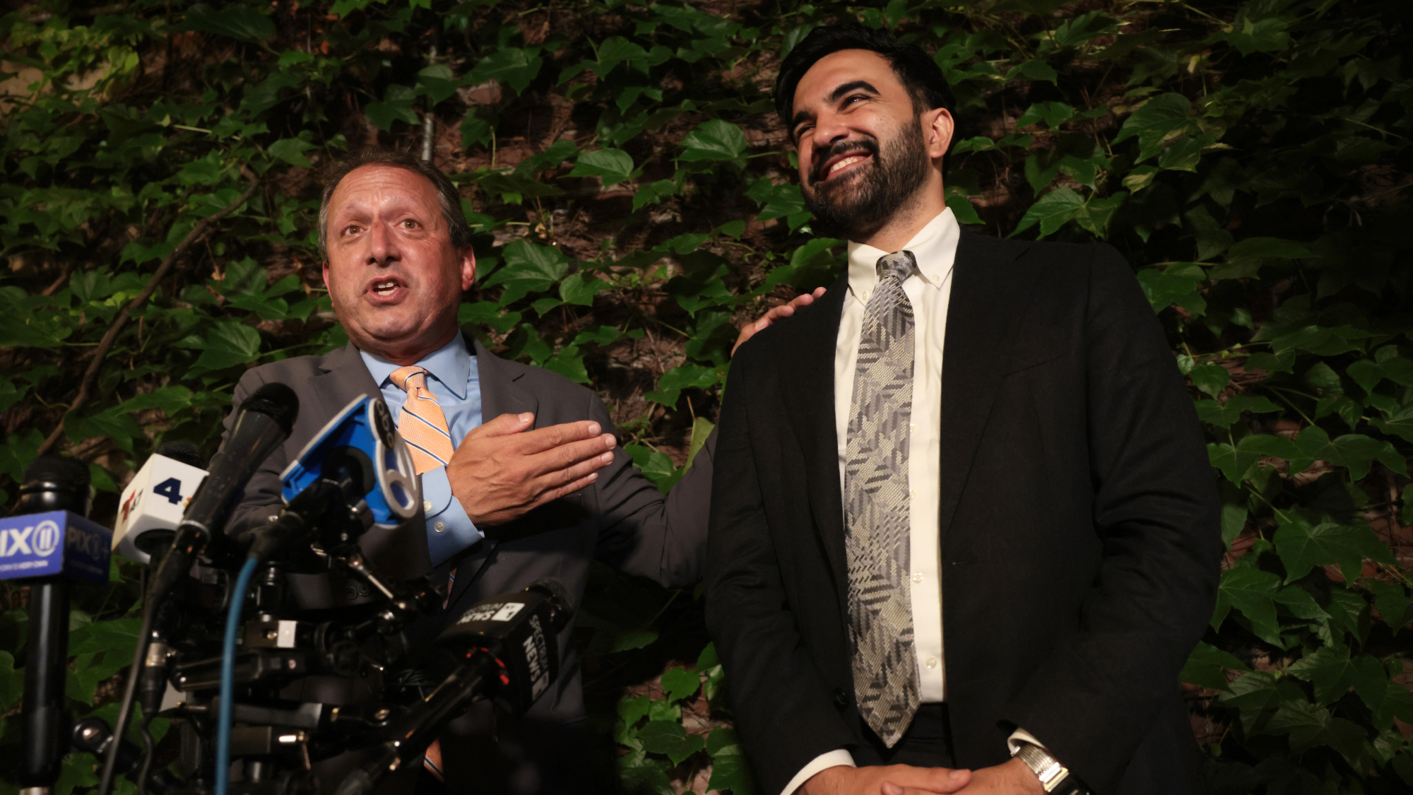 Brad Lander points to New York Mayor Zohran Mamdani after winning Democratic congressional primary