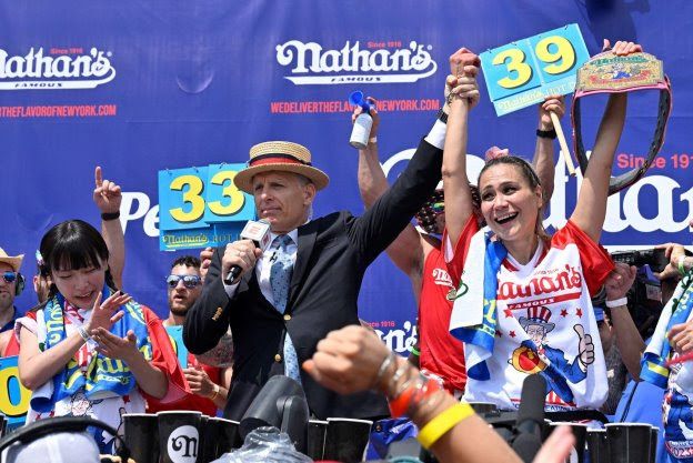ESPN hosts July 4 hot dog eating contest without champion Joey Chestnut