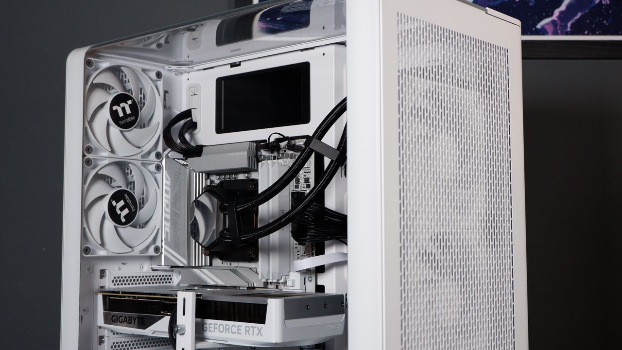 Thermaltake View 390 Air chassis on a desk. We're building a PC into it for testing and comparison with other PC cases.