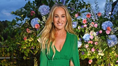 Sarah Jessica Parker stuns in emerald dress - SJP at ATG Summer Party in London 