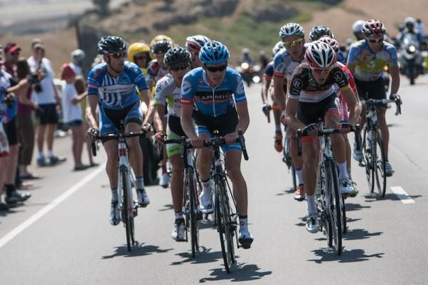 Alex Howes (Garmin-Sharp) and George Bennett (RadioShack-Nissan) at the head of the 14-man break which dominated stage 6.