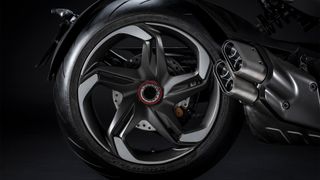 Bentley x Ducati Diavel V4
