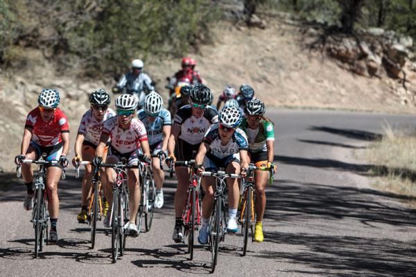 A group separates from the women's field.