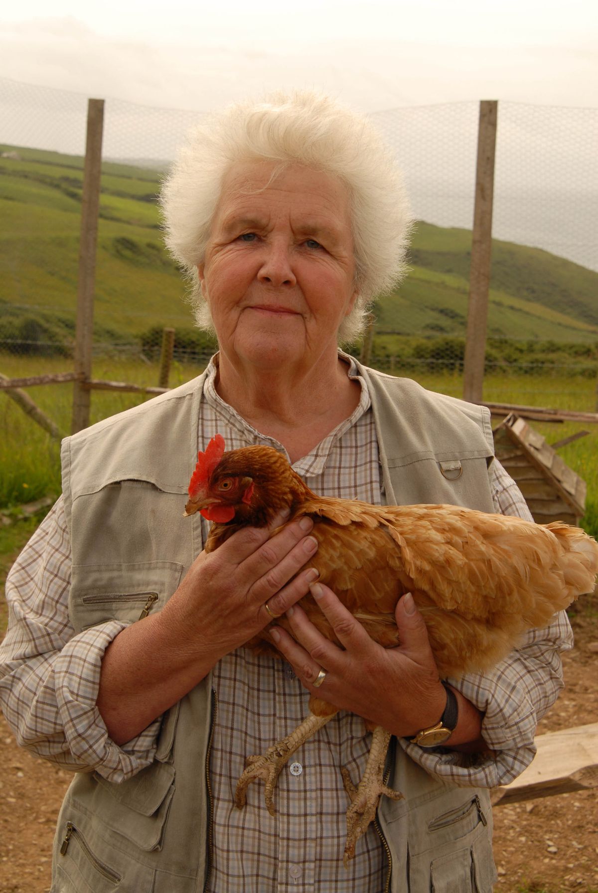 Doc Martin star Stephanie Cole joins Corrie