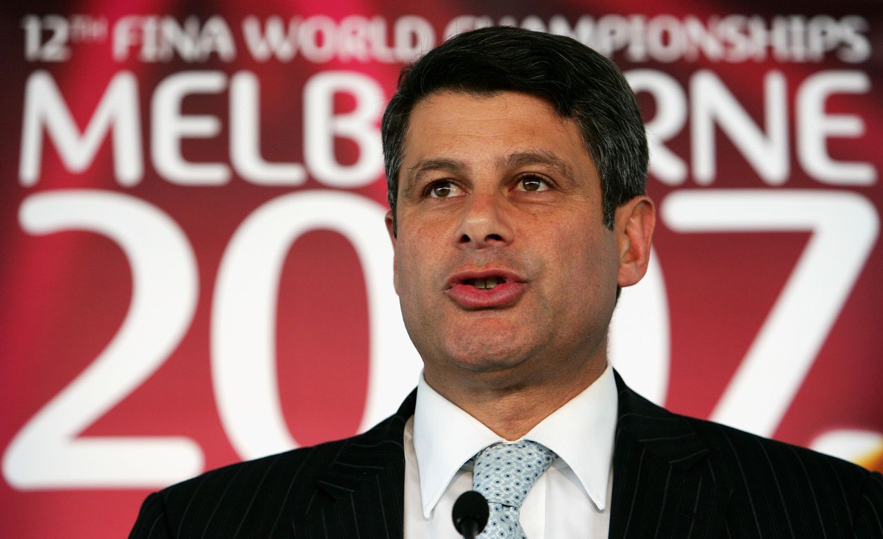 Cycling Australia named Steve Bracks as the new federation chairman