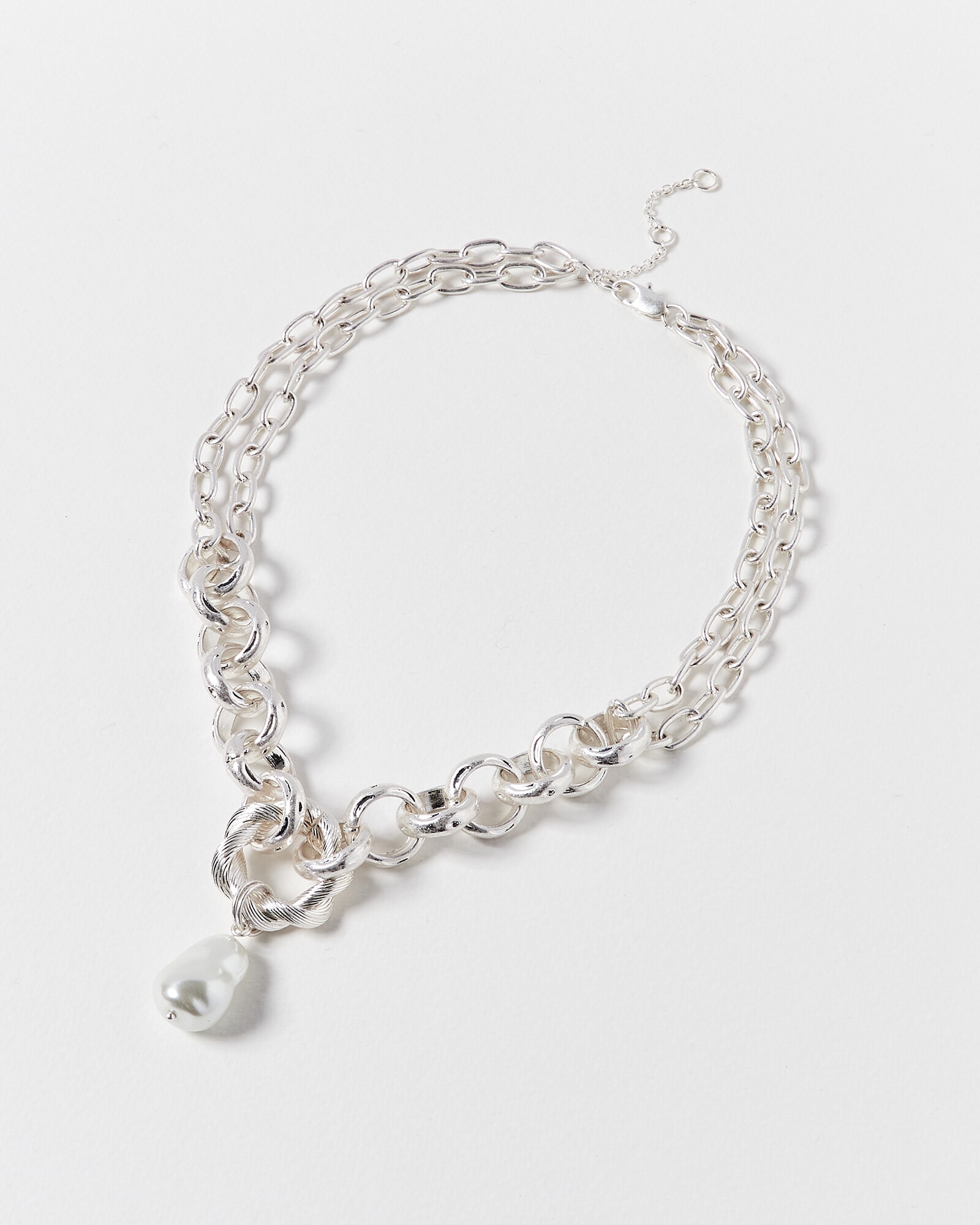Kali Chunky Chain Silver Tone Faux Pearl Collar Necklace | Oliver Bonas