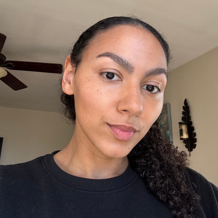 Sabrina Talbert wearing Anastasia Beverly Hills MiniStroke Brow Pen in Medium Brown