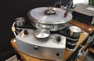 We spotted the VPI Avenger Reference at the Munich High End Show 2018