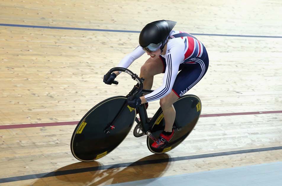 Victoria Williamson sprinting on track