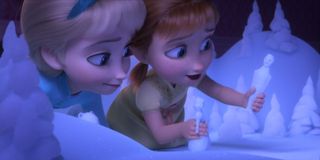 Young Anna and Elsa in frozen II