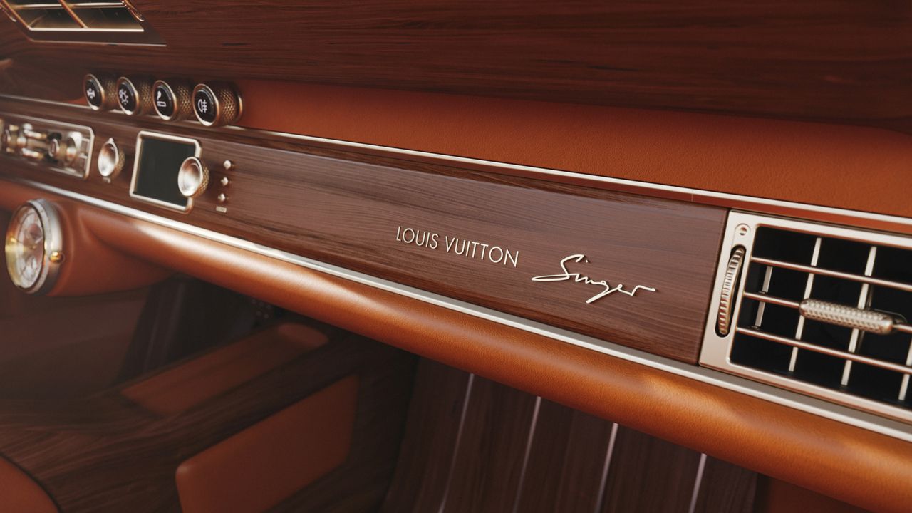 Interior details of the Porsche 911 Reimagined by Singer &ndash; Classic Turbo cabriolet