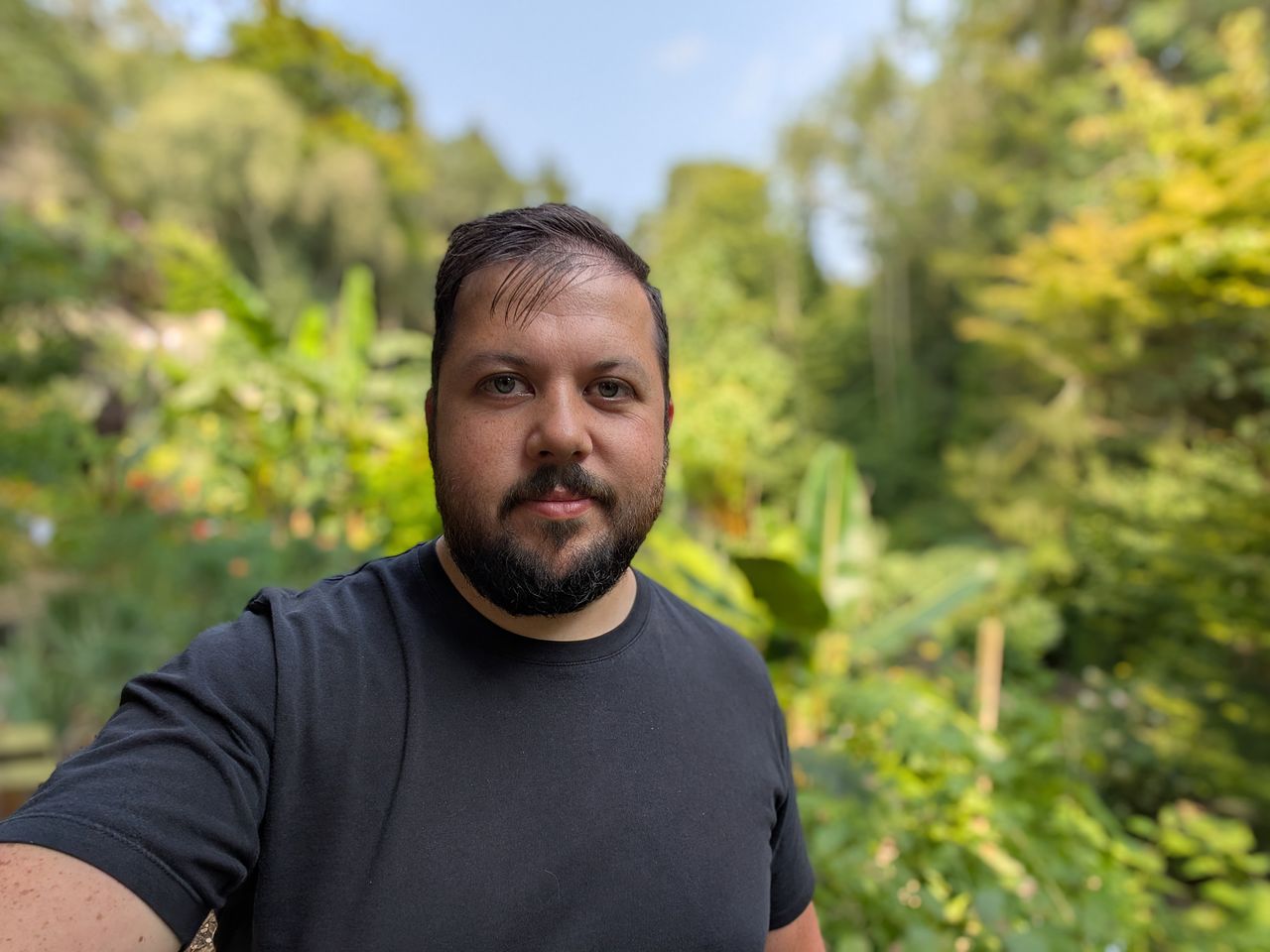 Google Pixel 9 Pro XL camera sample selfie portrait mode