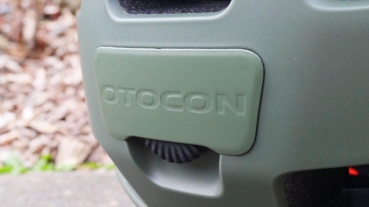 POC Otocon full-face helmet head retention dial