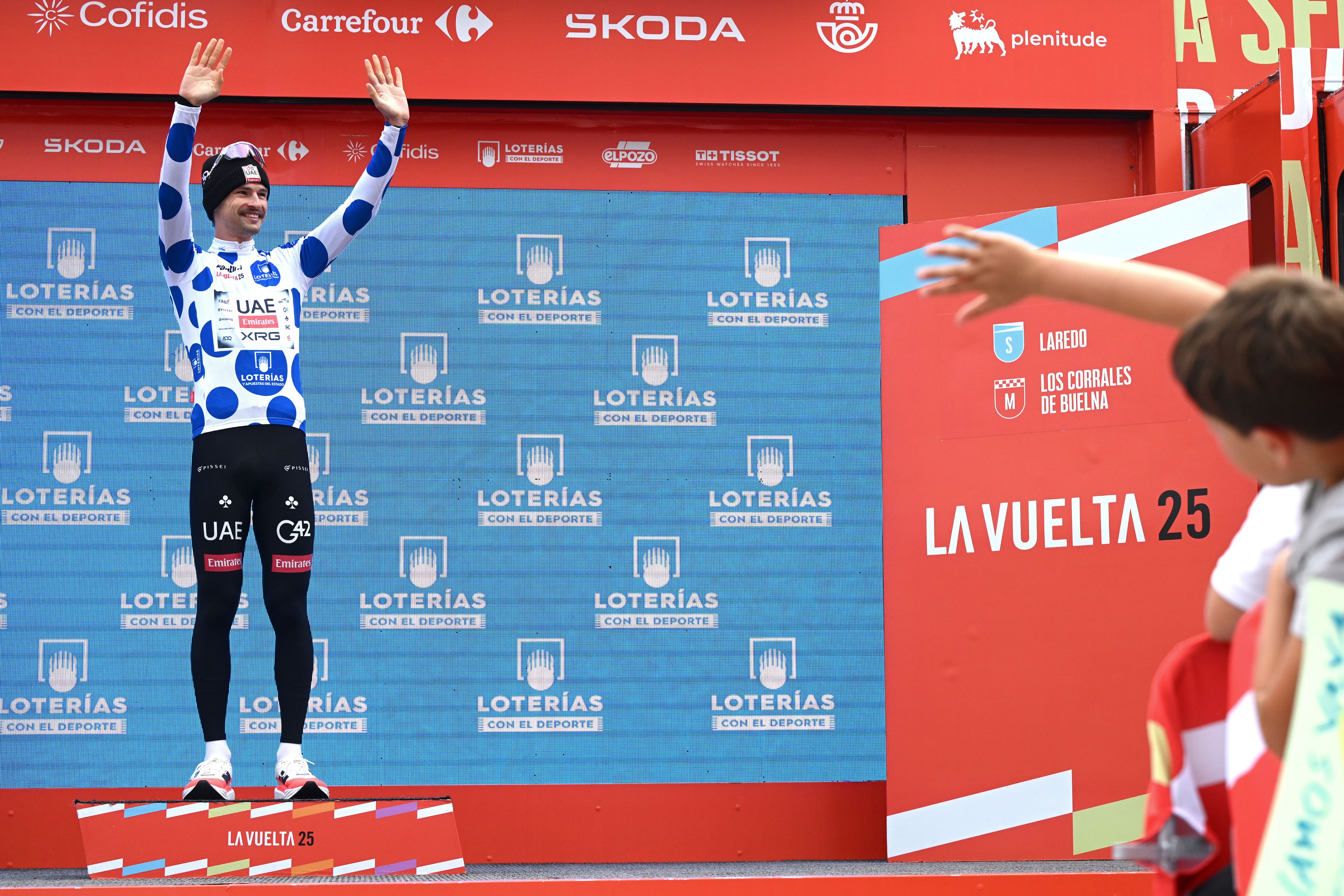 Jay Vine leads the KoM standings but Juan Ayuso has closed the gap slightly.