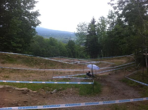 The cross country course twists around a lot in this section.