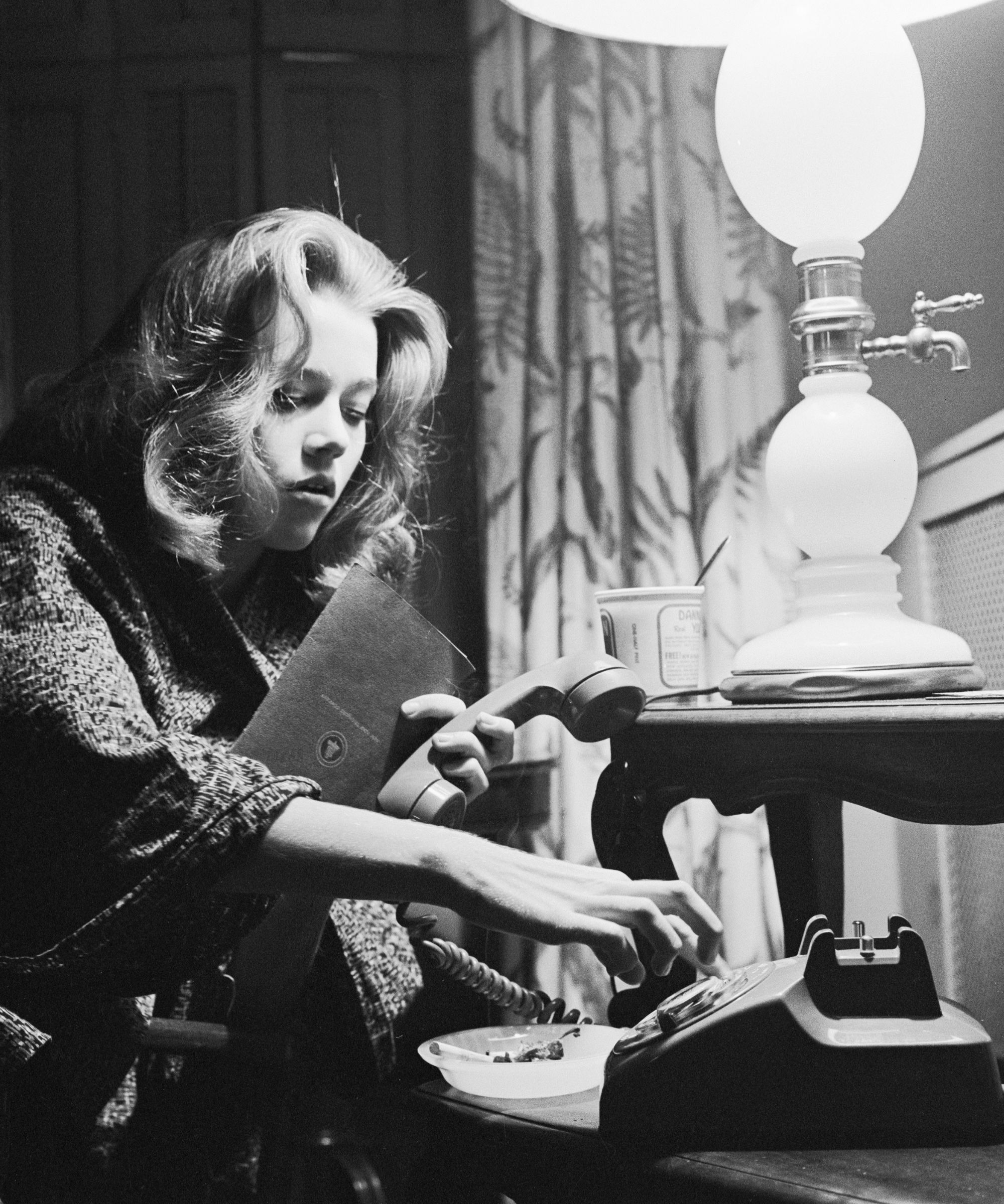 jane fonda in her living room