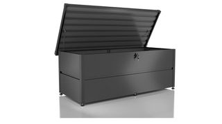One of the best storage box options from Ilesto
