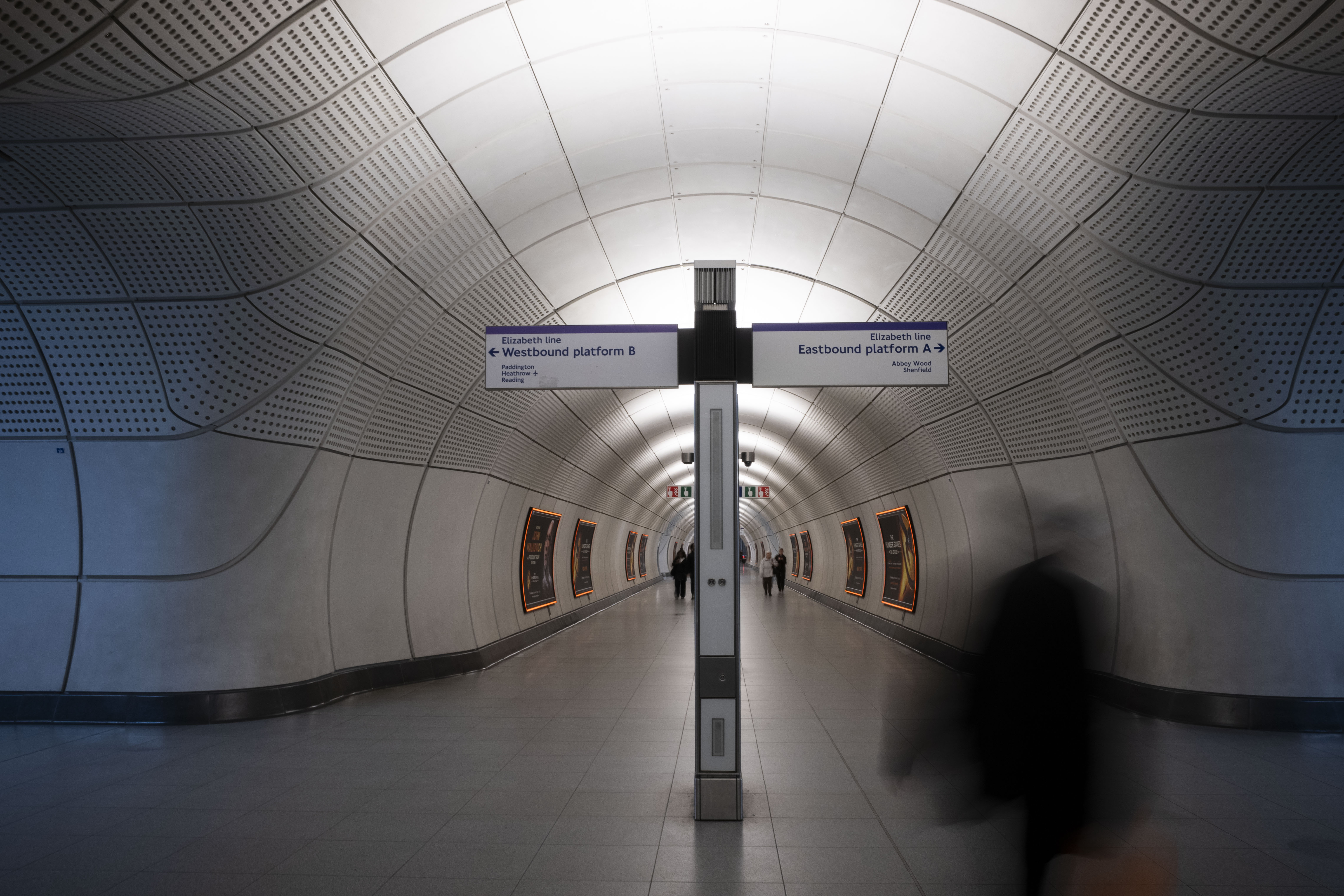 Ricoh GR IV sample images - blurred movement of commuters in london underground