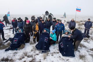 Expedition 42 Crew Back on Earth