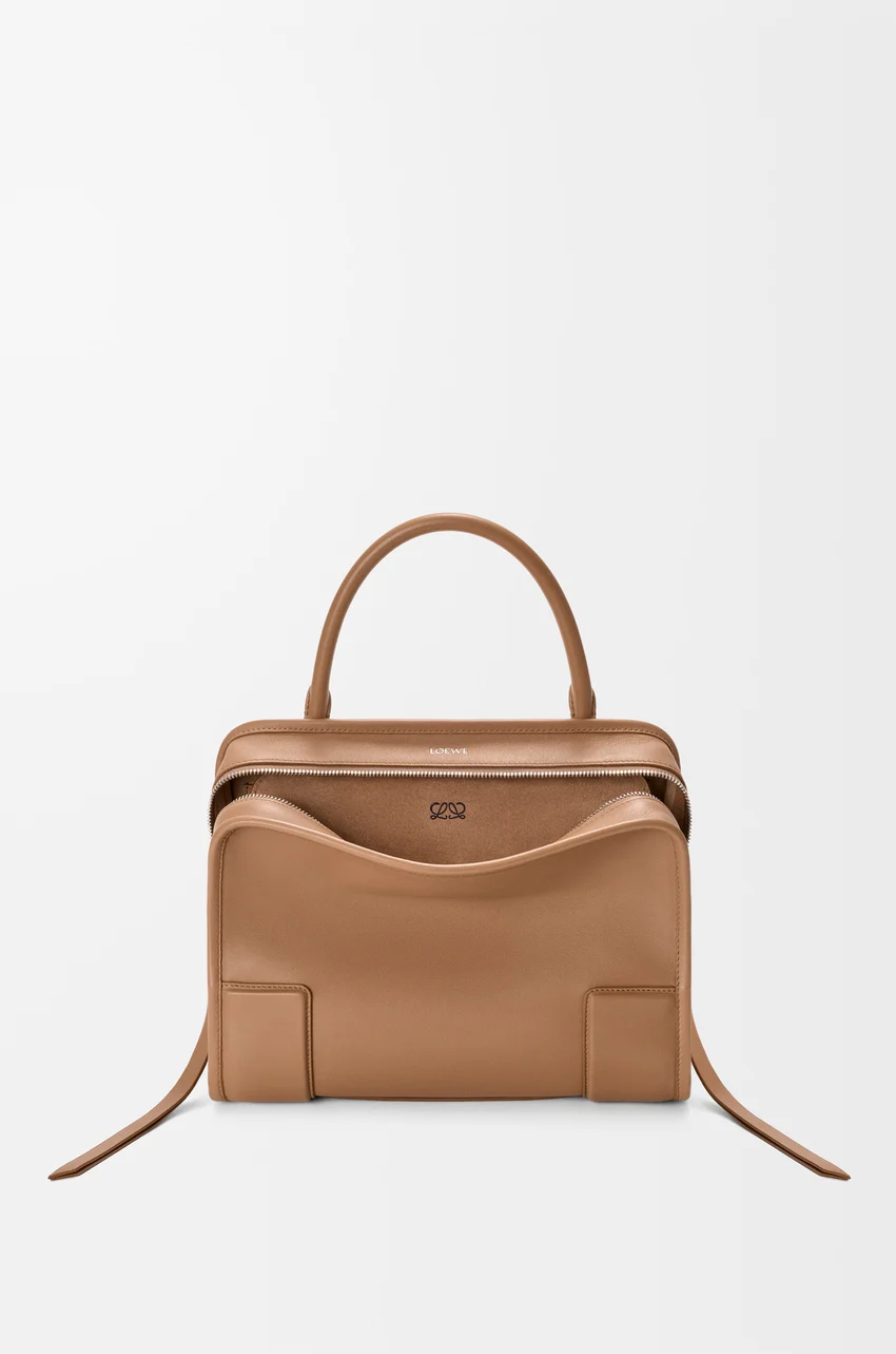 Loewe, Medium Amazona 180 Bag in Soft Calfskin