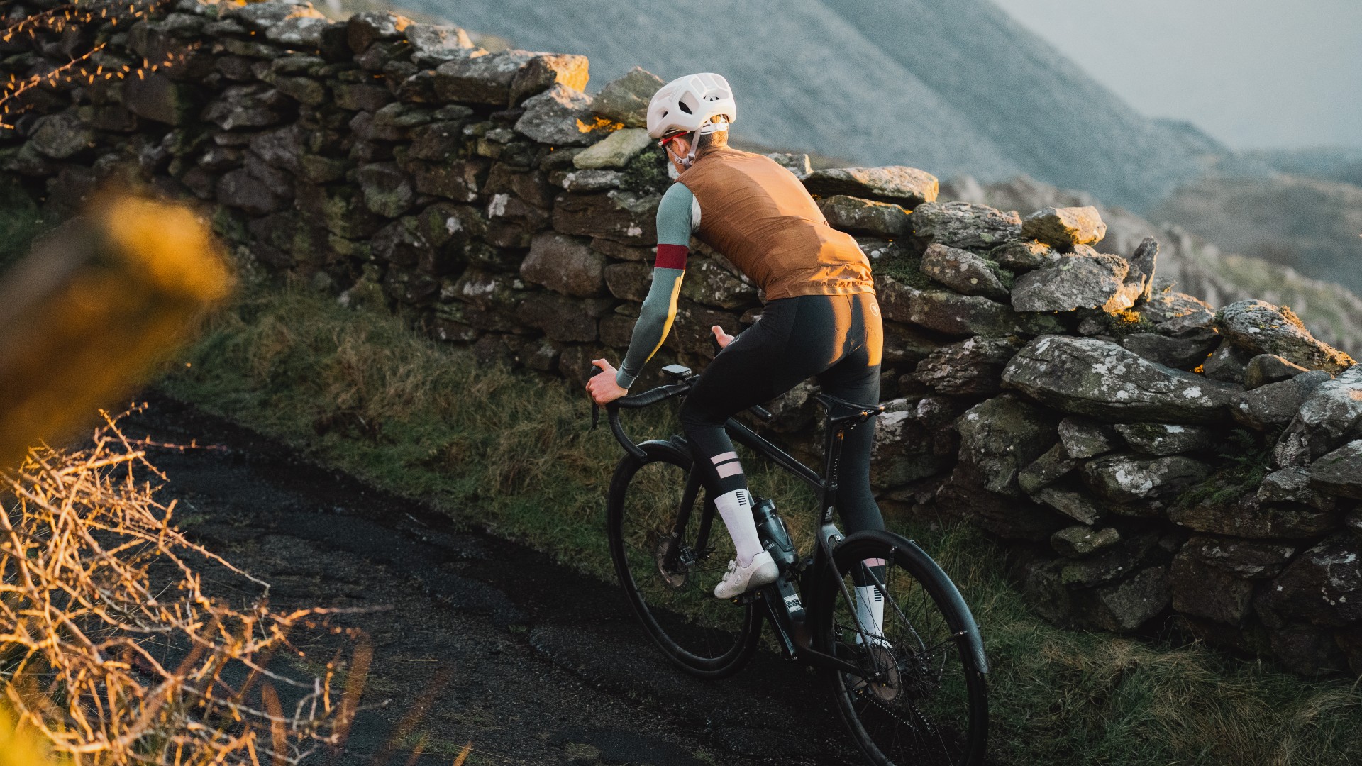 Mountain bike clearance climbing