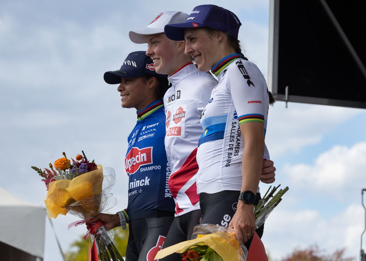 Women&#039;s Podium - Fem Van Empel (Pauwels Sauzen - Bingoal) 1st, Ceylin Del Carmen Alvarado (Alpecin-Deceuninck) 2nd, Lucinda Brand (Baloise Trek Lions) 3rd.