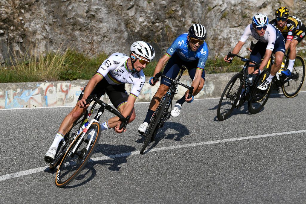 Julian Alaphilippe in the chasing group behind Pogacar and Masnada in Il Lombardia