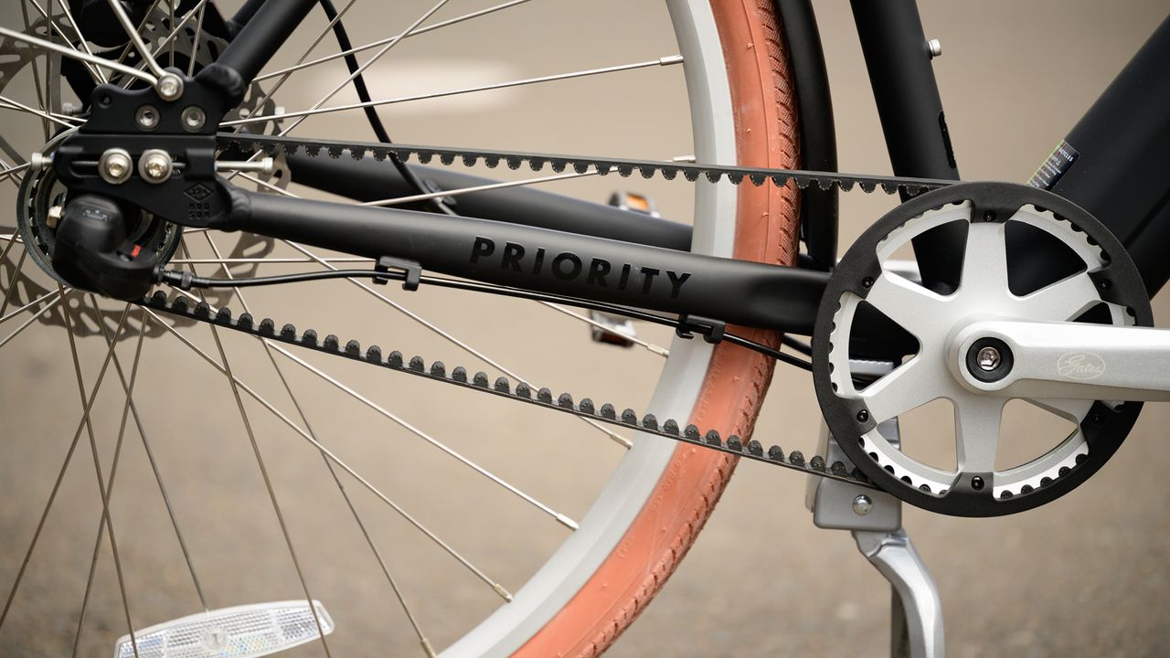 Priority e-Classic Plus ebike belt drive