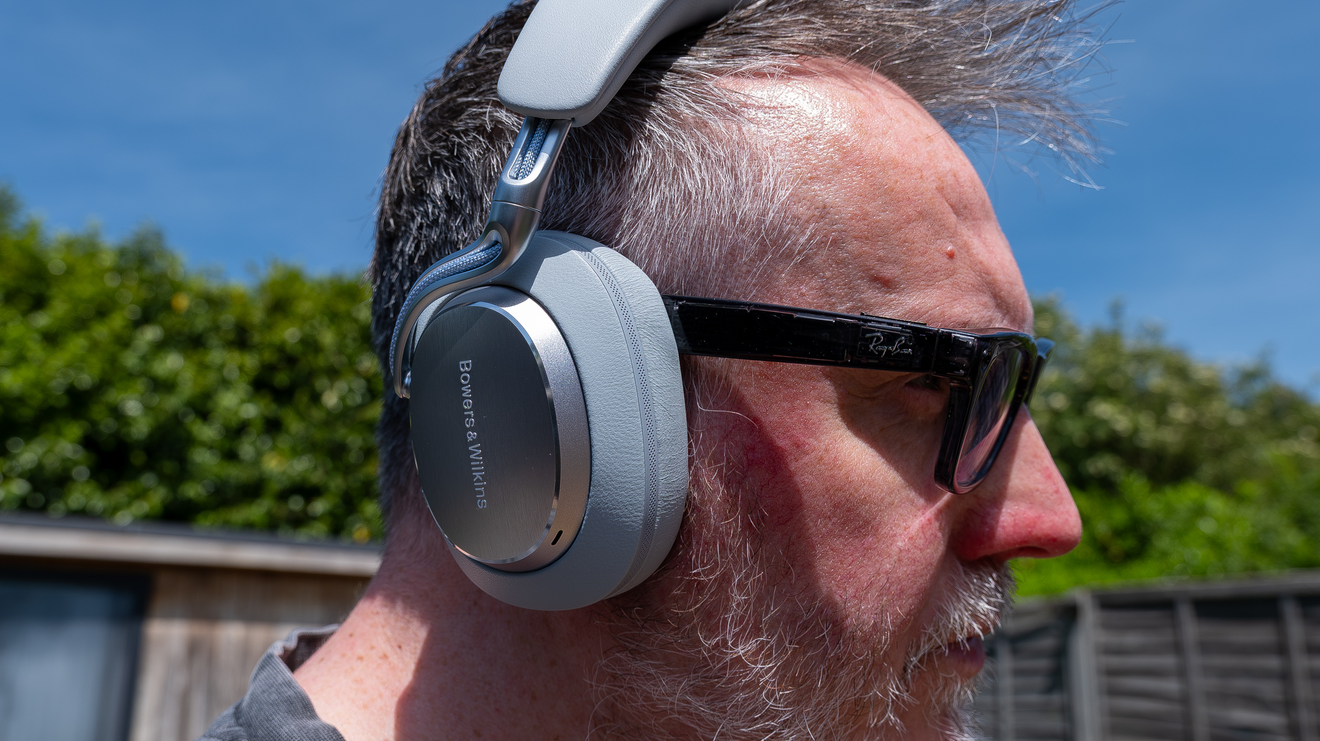 Bowers &amp;amp; Wilkins Px8 S2 in Pearl Blue