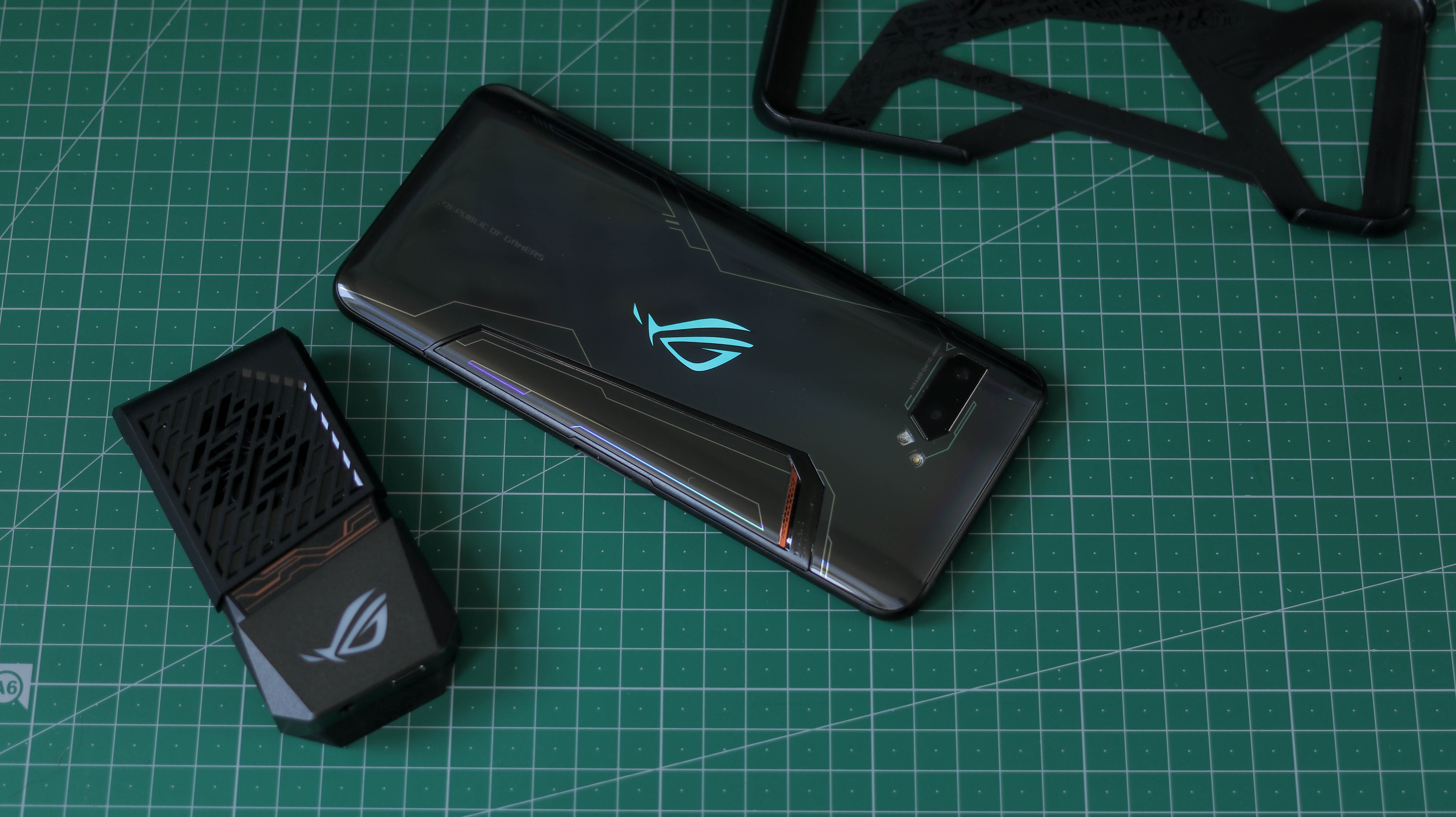 Замена экрана asus rog phone 3 екатеринбург