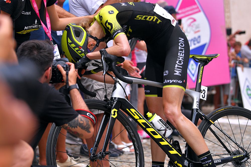 Lucy Kennedy (Mitchelton-Scott) gutted to lose stage 3 at the Giro Rosa, after being caught by Marianne Vos (CCC-Liv) at the line.