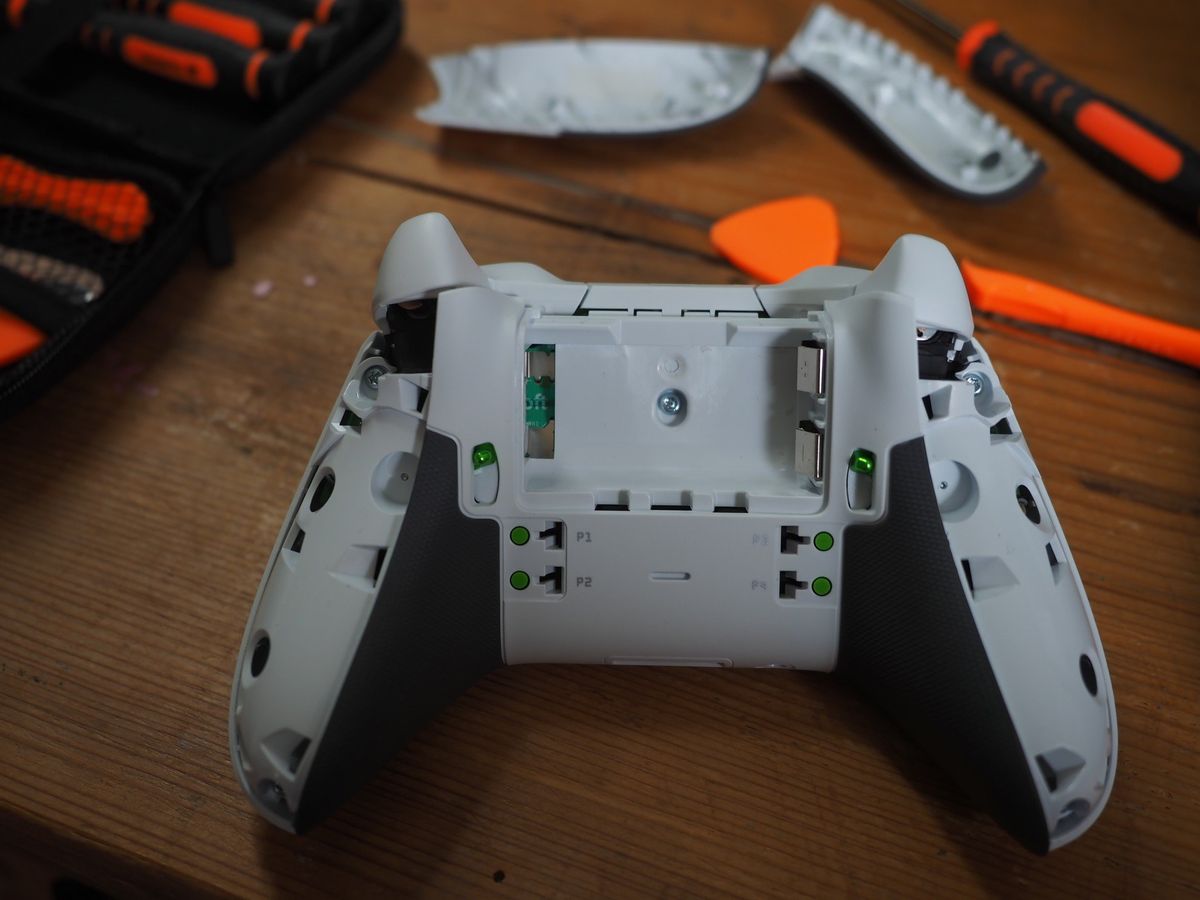 How to take apart and disassemble an Xbox One controller Windows Central