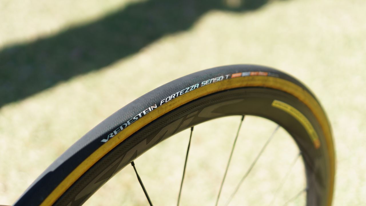 Vredestein supplies tyres to AG2R La Mondiale