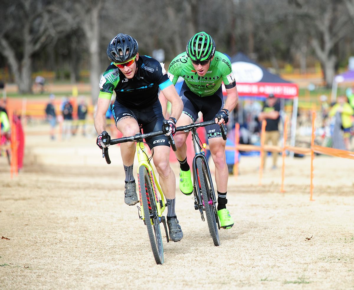 Drew Dillman leads Gage Hecht