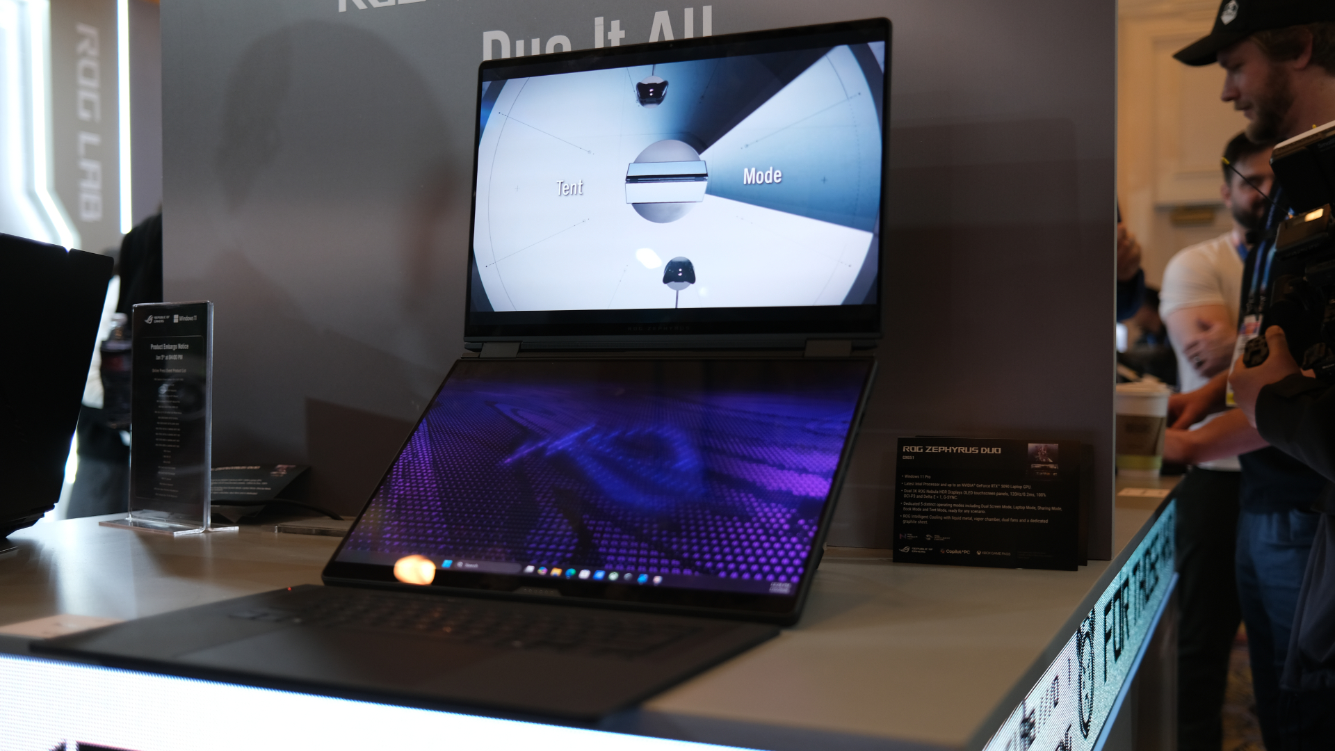 Asus ROG Zephyrus Duo