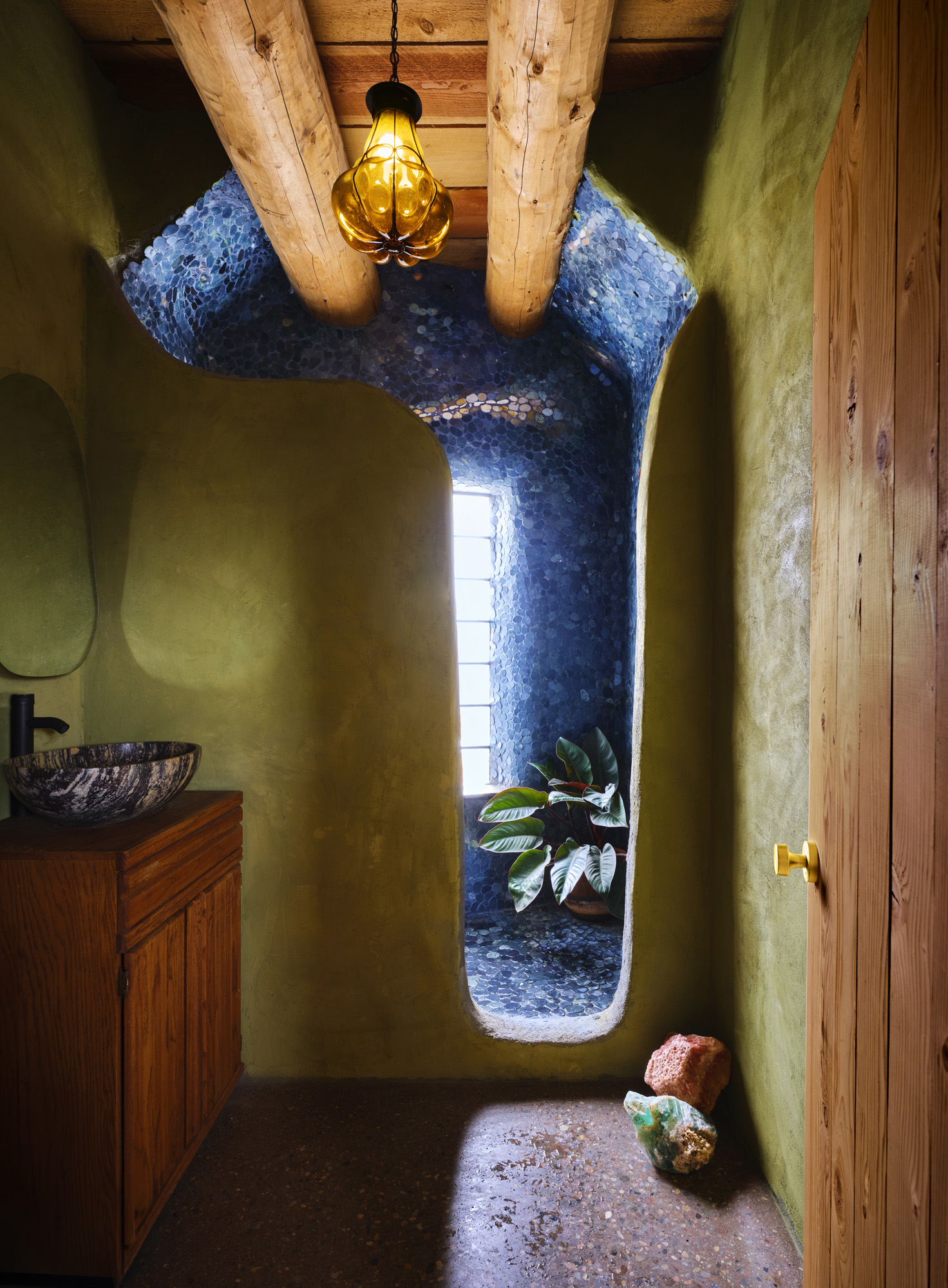 coyote house, home in the desert shaped like an animal's head