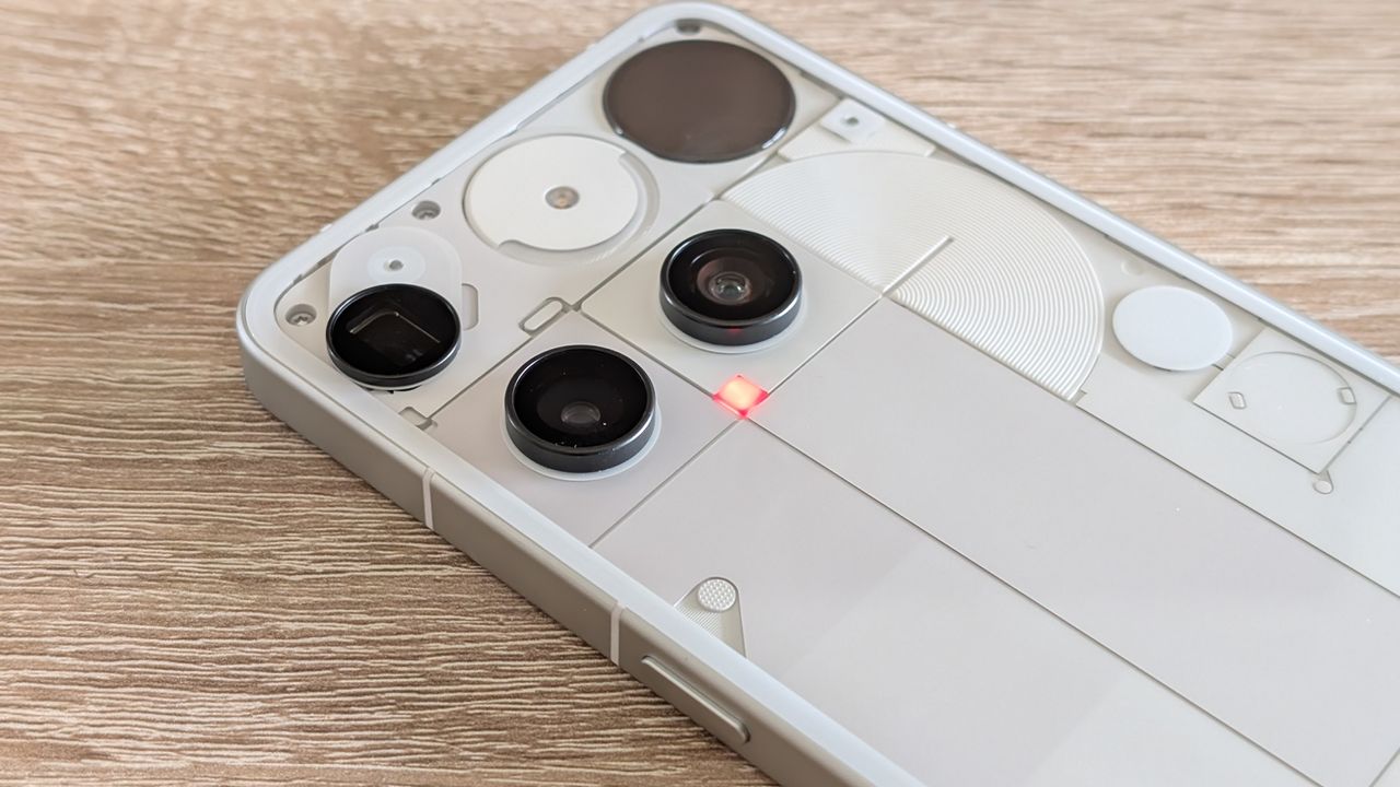 Move over Samsung and Google — you can currently get the 'intentionally outlandish' Nothing Phone (3) for its lowest…