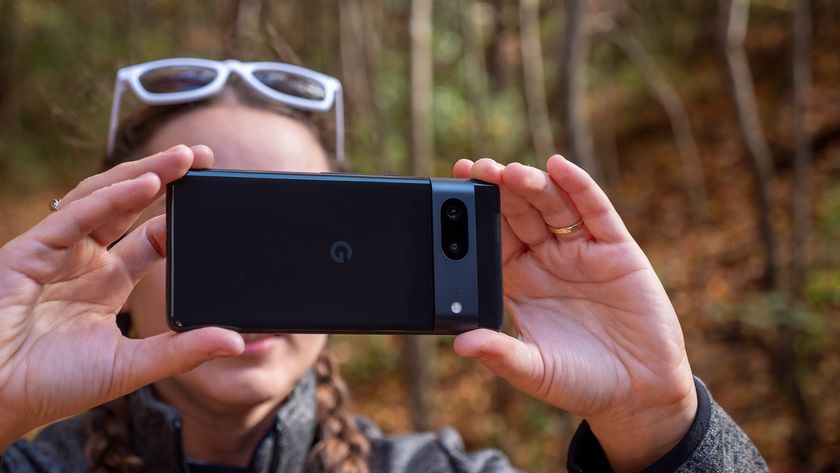 Taking a photo with the black Google Pixel 7