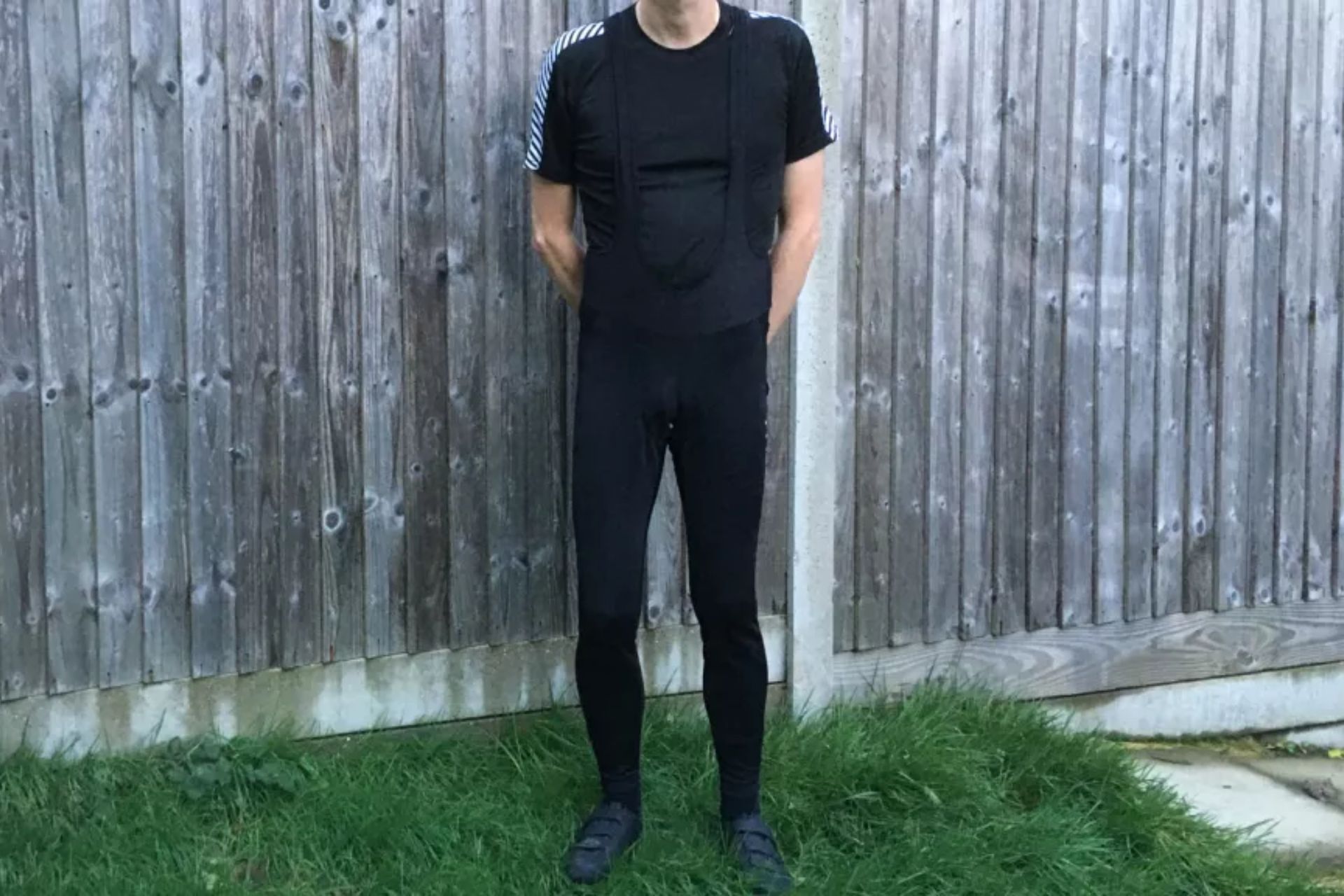 Image shows a rider wearing the Castelli Entrata Wind Bib Tights.