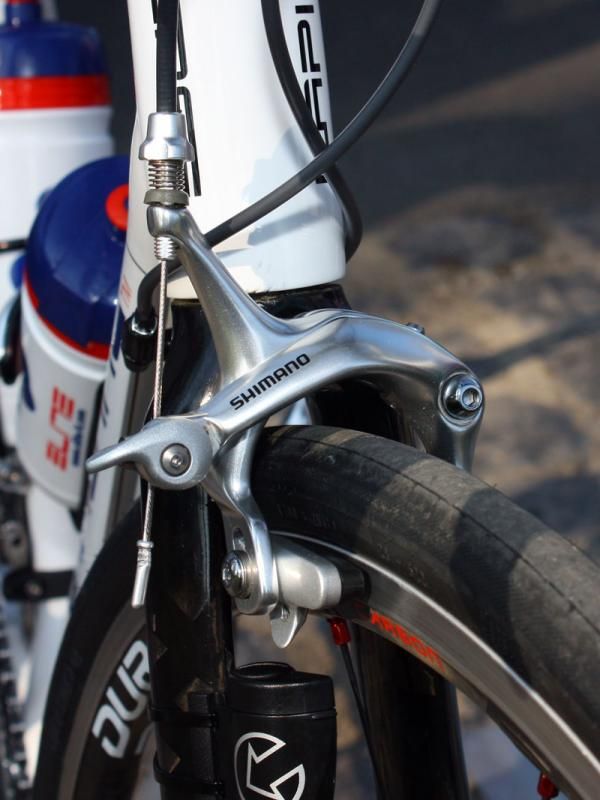 Long-reach brakes are needed to reach the rims on Francais des Jeux's Lapierres.