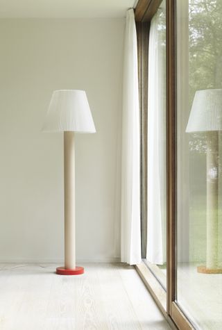 Image of floor lamp