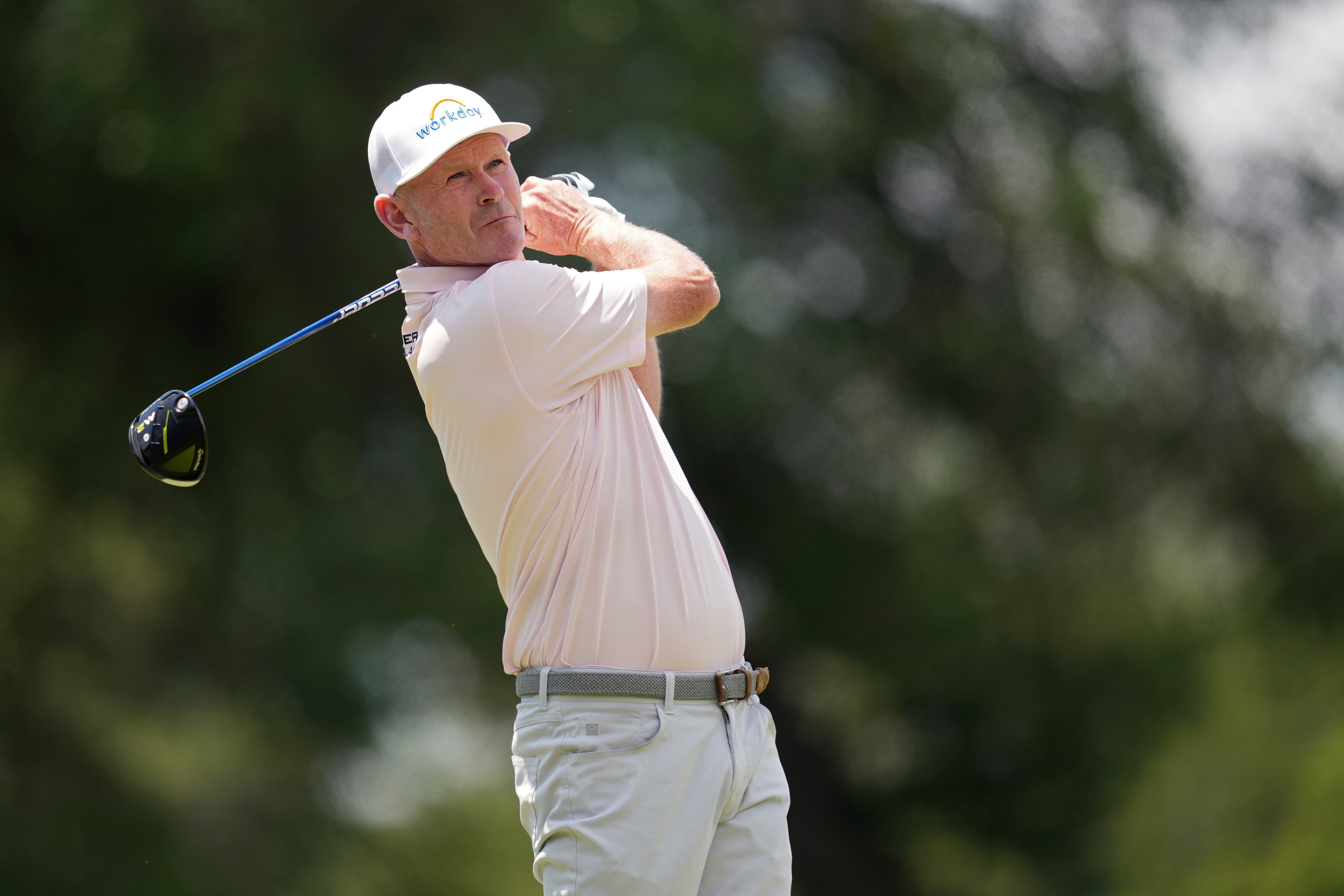 Brandt Snedeker plays his shot from the second tee during the final round of the ONEflight Myrtle Beach Classic