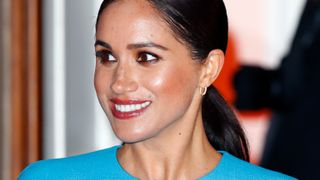 lip balm Meghan Markle - Meghan, Duchess of Sussex attends The Endeavour Fund Awards at Mansion House on March 5, 2020 in London, England