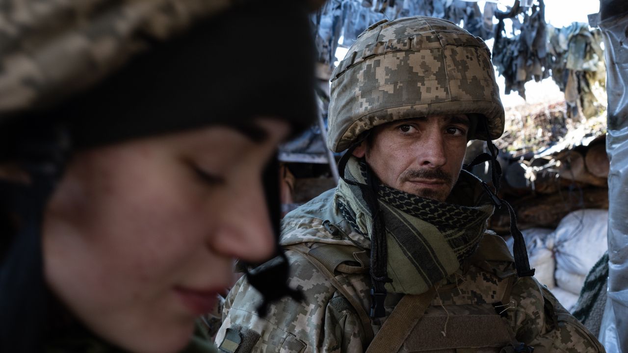 Ukrainian troops on the frontline in Svitlodarsk, Ukraine