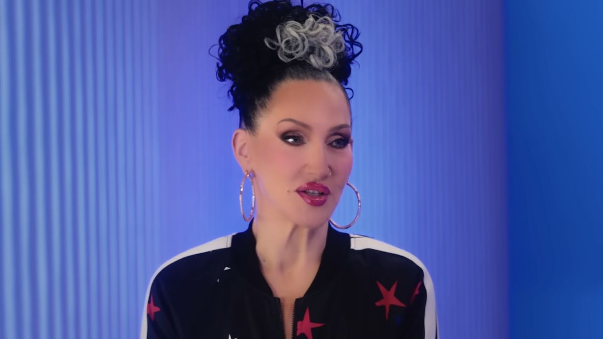 Michelle Visage hosting Whatcha Packin&#039; for Season 17