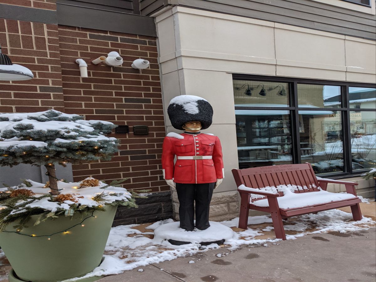 Pixel 4a 5G camera sample outdoor with wide-angle