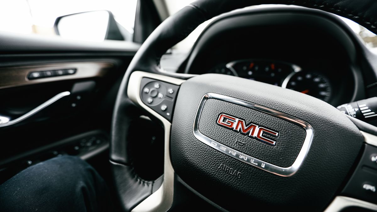 This compact sport utility vehicle worked overtime to avoid a crash