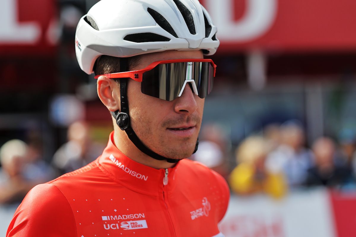 Picture by Alex WhiteheadSWpixcom 07092022 Cycling 2022 AJ Bell Tour of Britain Stage 4 Redcar to Duncombe Park Helmsby England Ben Perry of Team WIV Sungod AJBell Leaders Jersey