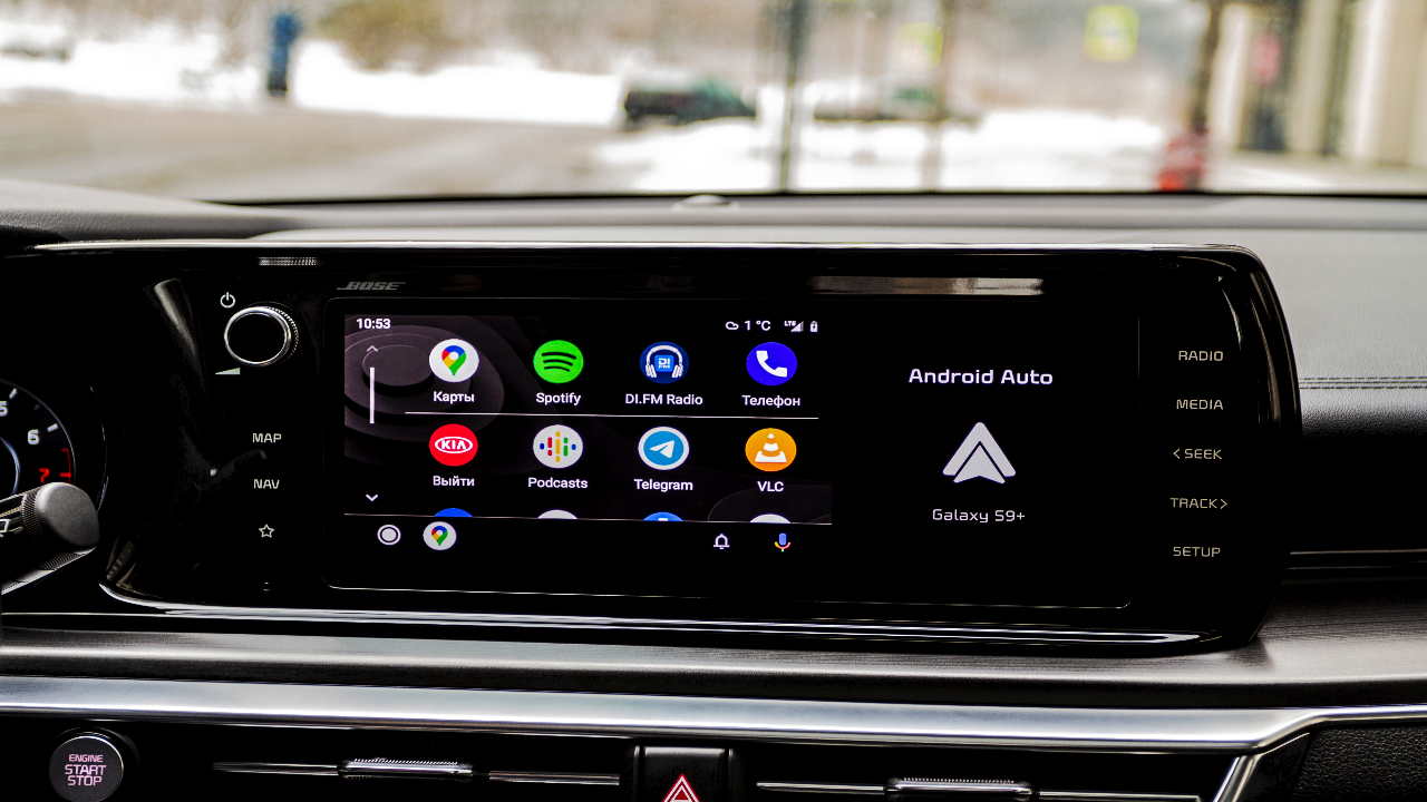 Android Auto on dash screen